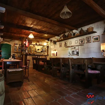 Almissa Apartment